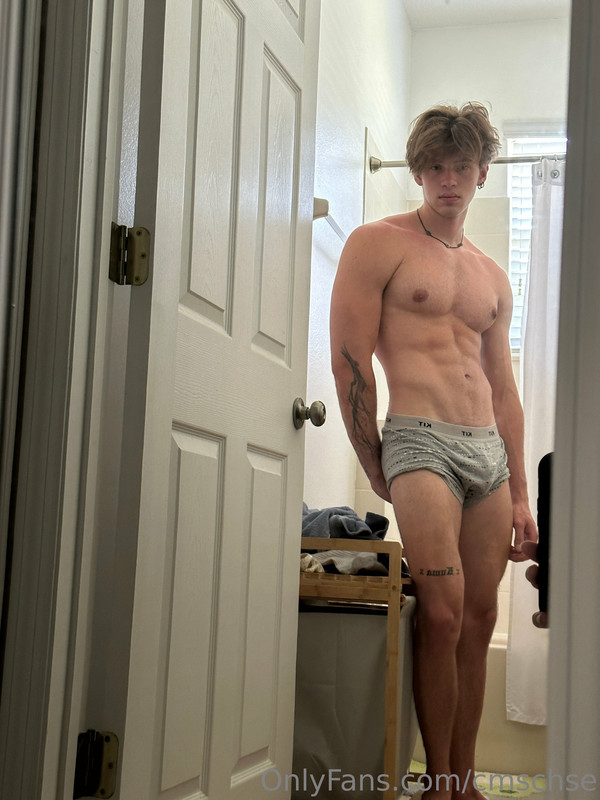 16 GAY MUSCLE FAGGOT CUMSLUT WHORE Chase Stobbe cmschse Onlyfans porn LEAKED