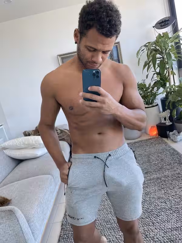 163 Black Hunk Reegswood  onlyfans leaked
