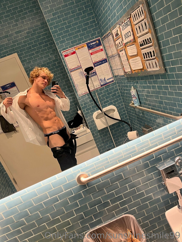177 Curly Haired jock Owen Lindberg sunshinesmile99 onlyfans porn