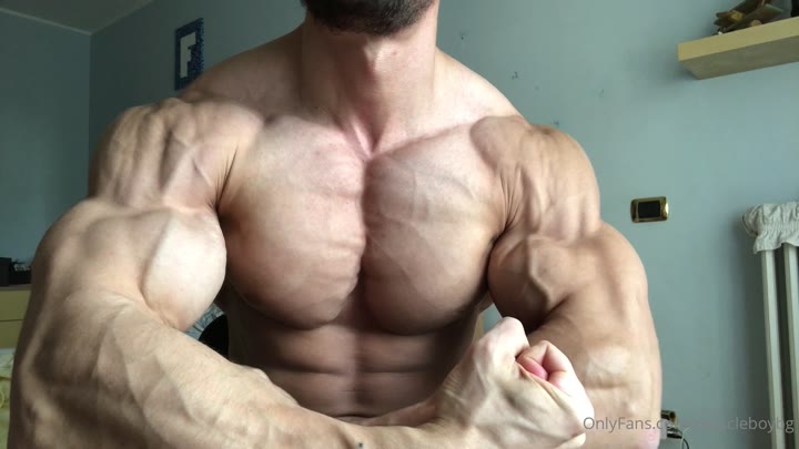 177 MuscleBoyBG Onlyfans LEAKED