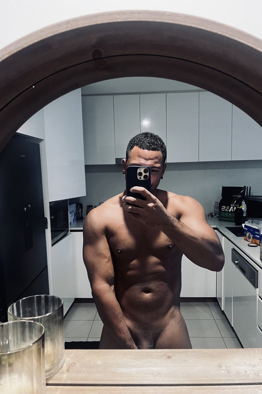 181 Black Hunk Reegswood  onlyfans leaked