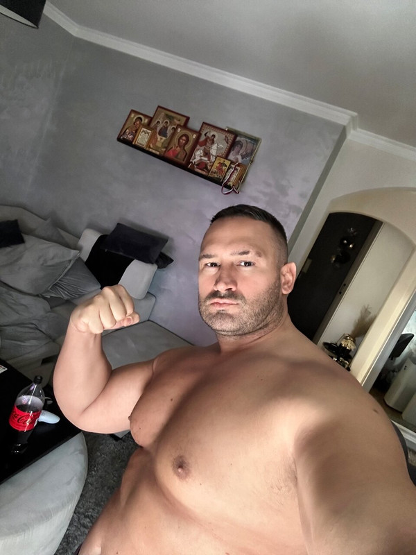 203 Serbian daddy Vladimir Ivanović   vladimir_35 onlyfans leaked