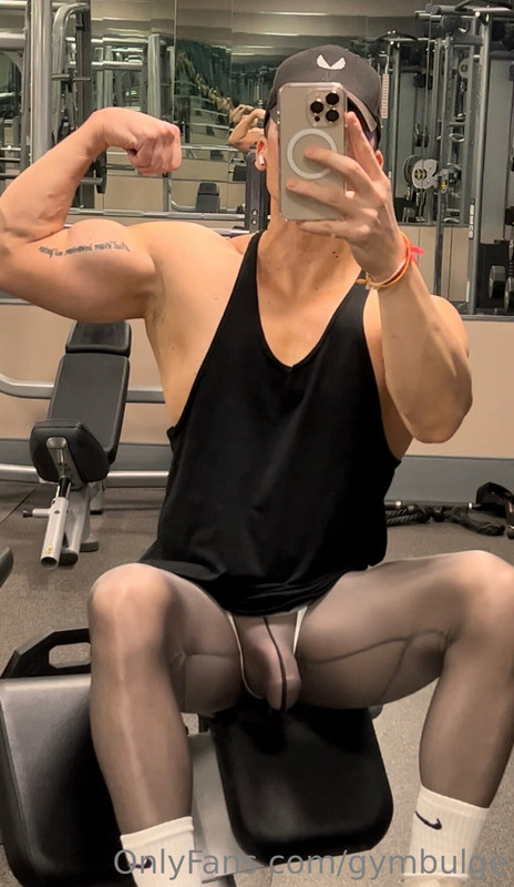 207 Beefy hunk Wiccan gymbulge gym.bulge OnlyFans porn