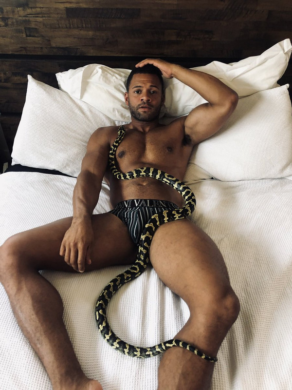 208 Black Hunk Reegswood onlyfans leaked