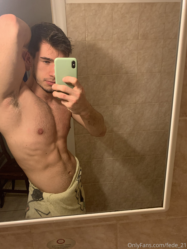 210 Italian muscle hunk Federico fede_21 onlyfans wank off porn