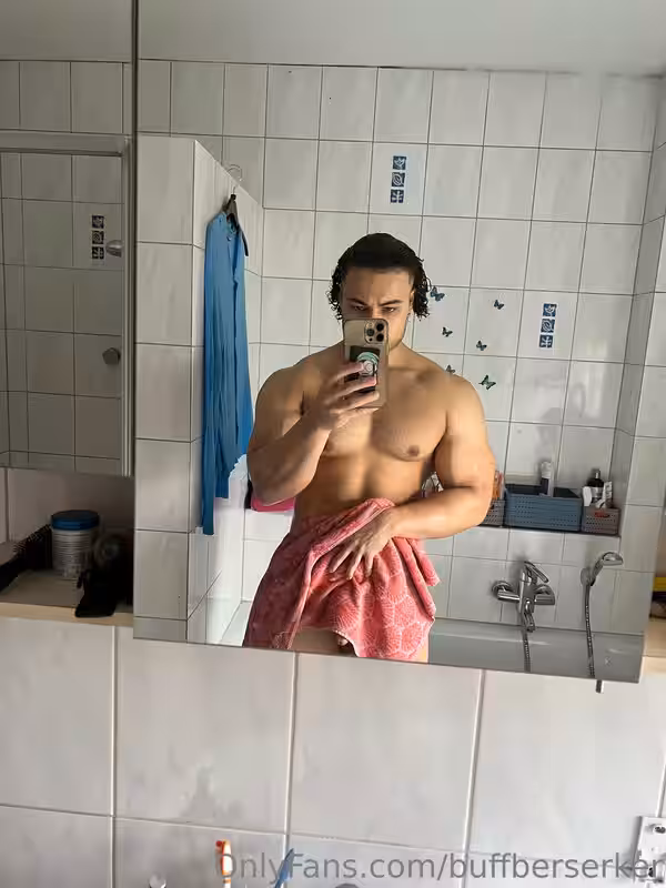211 Hottie latino Pedro buffberserker buff_weeb OnlyFans Porn