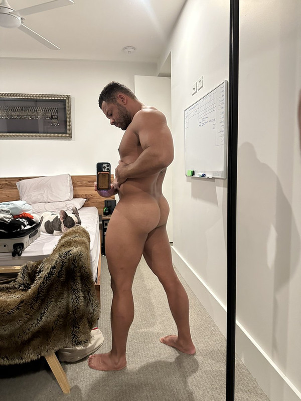 212 Black Hunk Reegswood onlyfans leaked