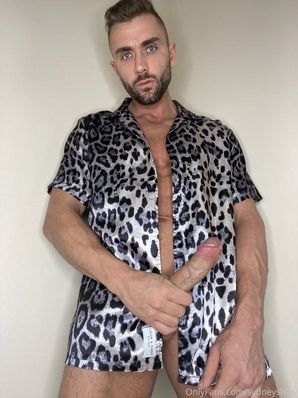 215 Gorgeous hunk  Vinny  sydneyshaw anal toys onlyfans