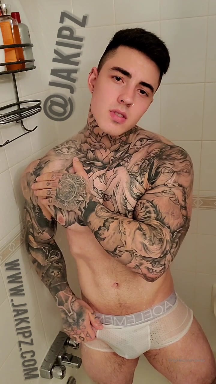 718  humongous cock tiktoker  Jakipz Jake Andrich Onlyfans