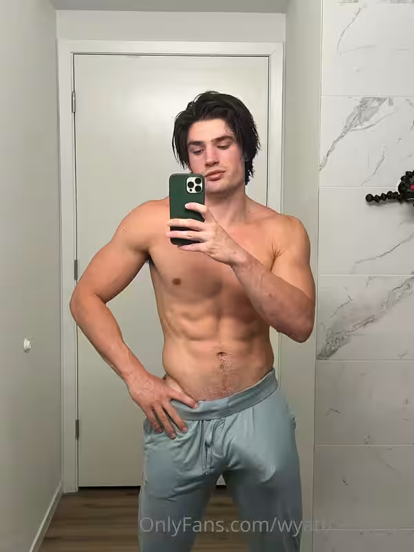 227 Fitness Model Wyatt Cushman  wyattcushman OnlyFans leaked