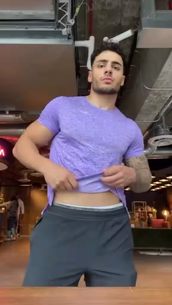 24 Arab KURDISH Muscular Prince Onlyfans