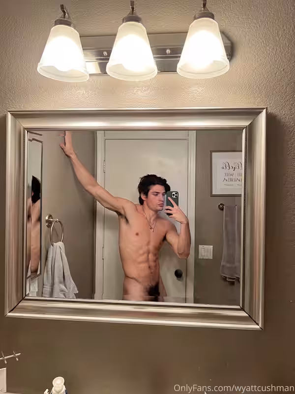 243 Fitness Model Wyatt Cushman  wyattcushman OnlyFans leaked
