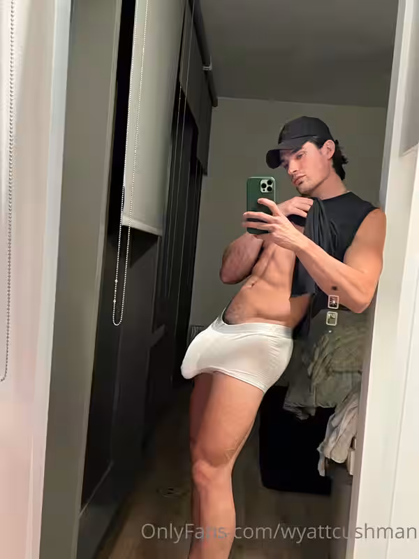 246 Fitness Model Wyatt Cushman  wyattcushman OnlyFans leaked