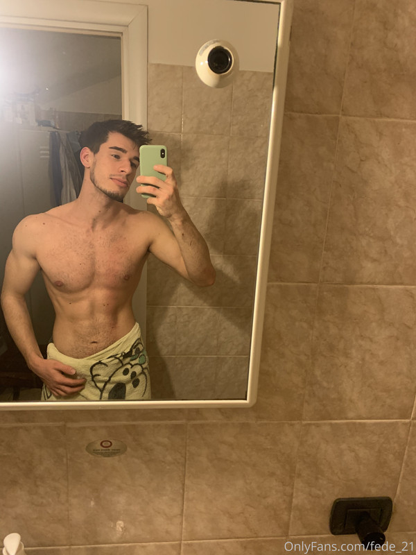 251 Italian muscle hunk Federico fede_21 onlyfans wank off porn