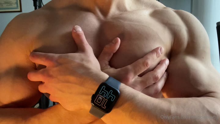 264 MuscleBoyBG Onlyfans LEAKED