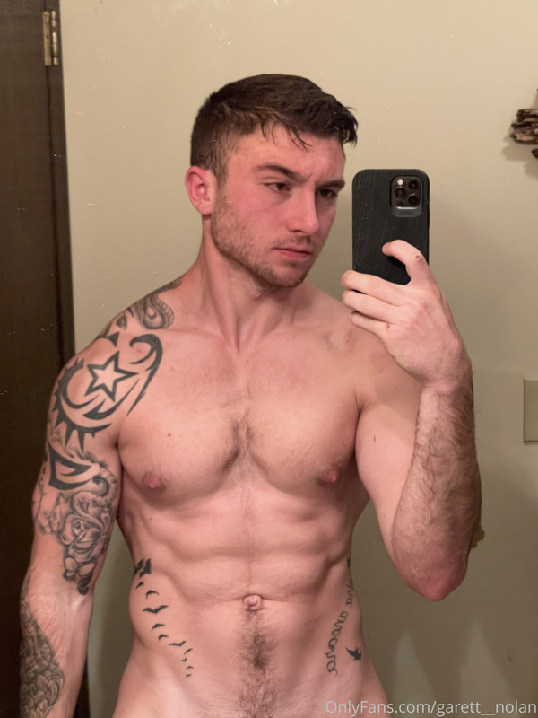 Capable Hunk garett__nolan masturbating