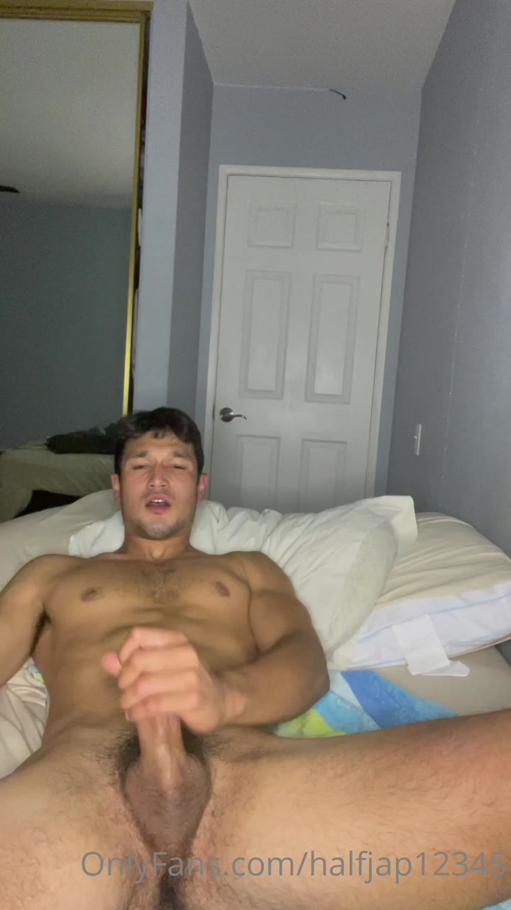 275 Asian Mixed jock Bryce Tanikawa halfjap1234 onlyfans