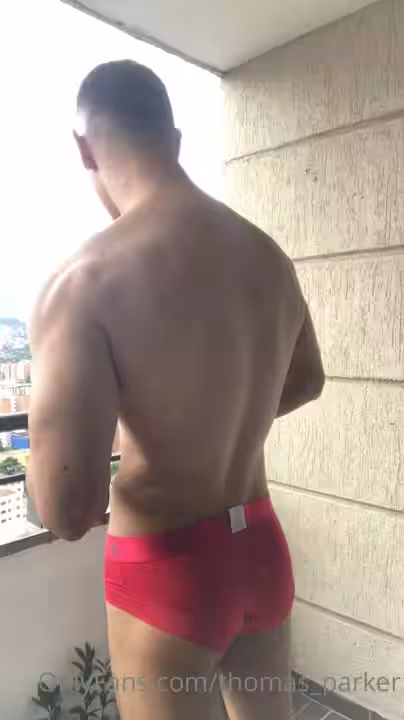 28 Muscle hunk Thomas Parker thomas_parker OnlyFans porn