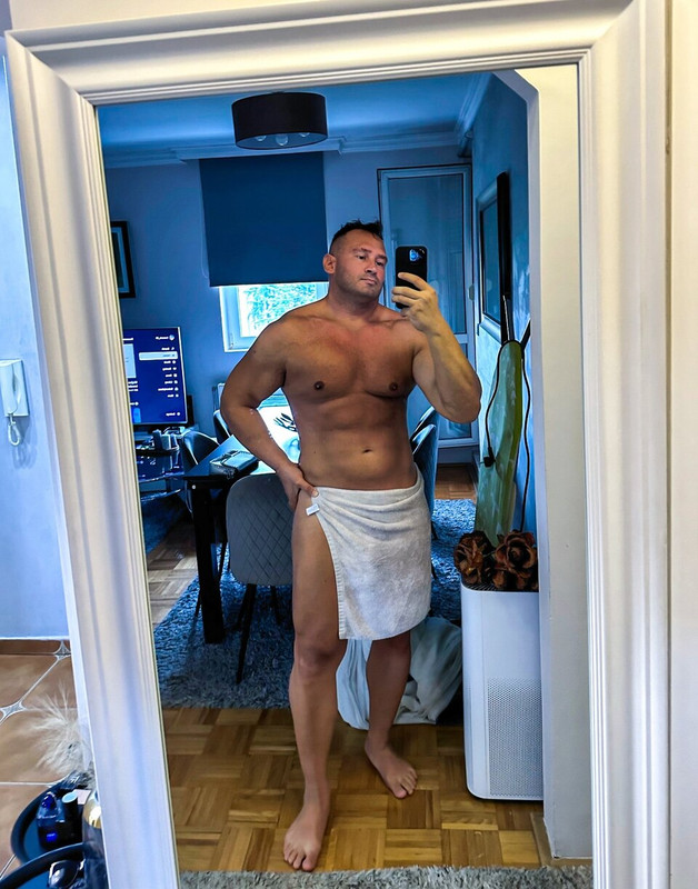 29 Serbian daddy Vladimir Ivanović   vladimir_35 onlyfans leaked