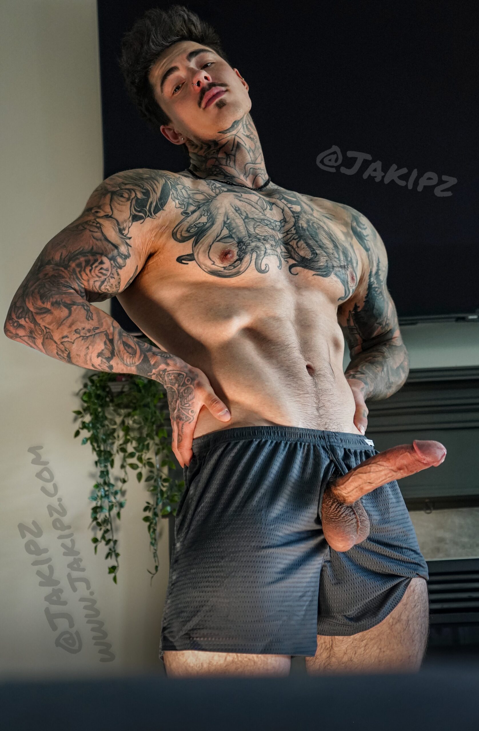 295 fat humongous cock tiktoker Jakipz Jake Andrich Onlyfans
