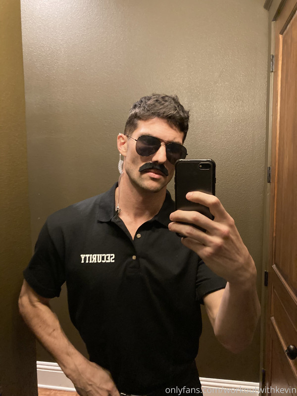 313 Youtube Star Kevin Cook workoutwithkevin Onlyfans porn leaked