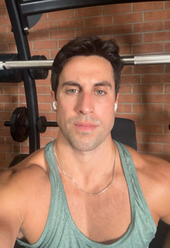 33 Bisexual Bodybuilder Peter Excalibur peterexcalibur Onlyfans leaked