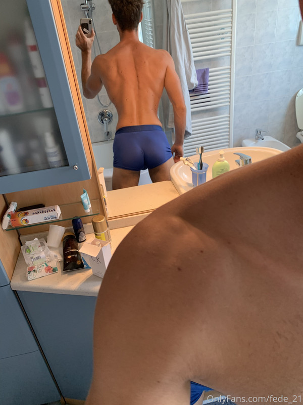 344 Italian muscle hunk Federico fede_21 onlyfans wank off porn