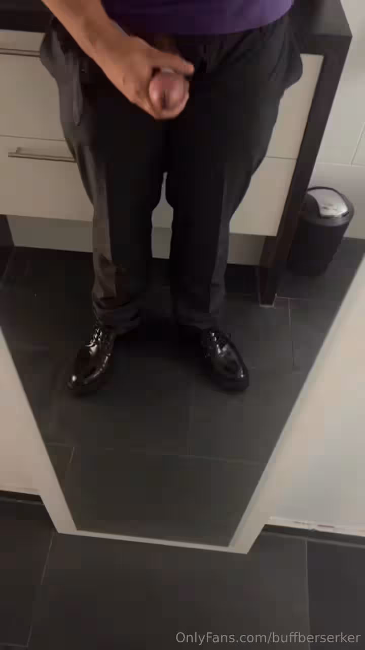 349 Hottie latino Pedro buffberserker buff_weeb OnlyFans Porn
