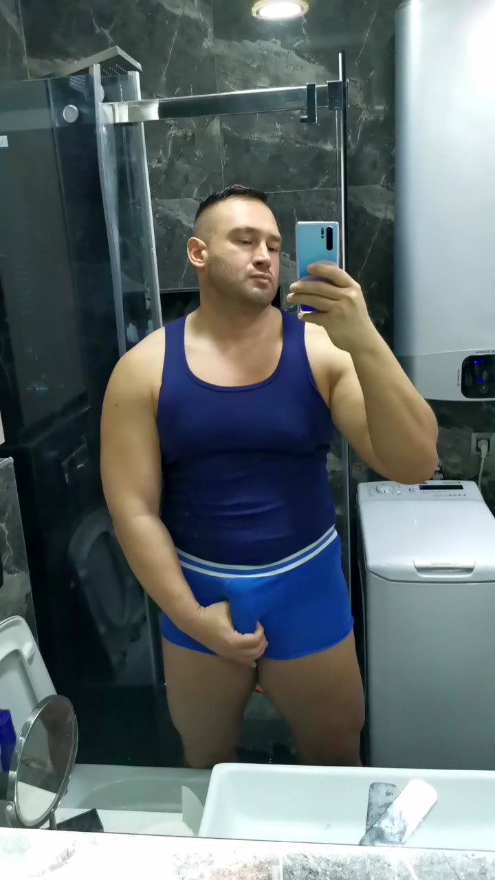 352 Serbian daddy Vladimir Ivanović   vladimir_35 onlyfans leaked