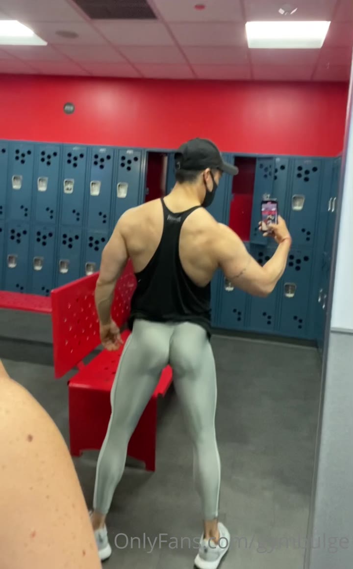 37 sexy hunk Wiccan gymbulge gym.bulge OnlyFans porn