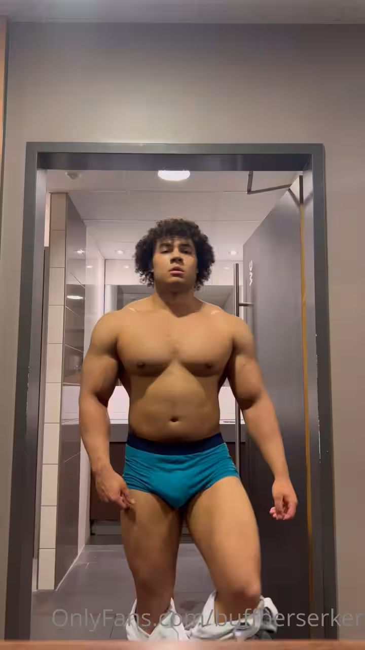 380 Hottie latino Pedro buffberserker buff_weeb OnlyFans Porn