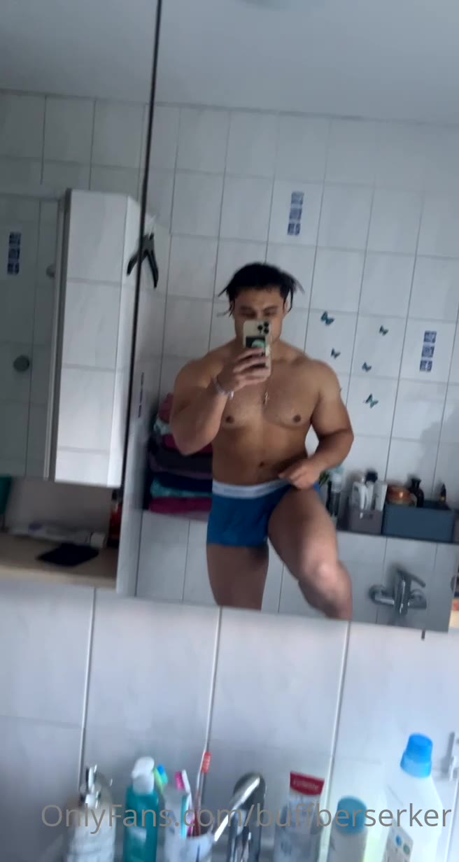 384 Hottie latino Pedro buffberserker buff_weeb OnlyFans Porn