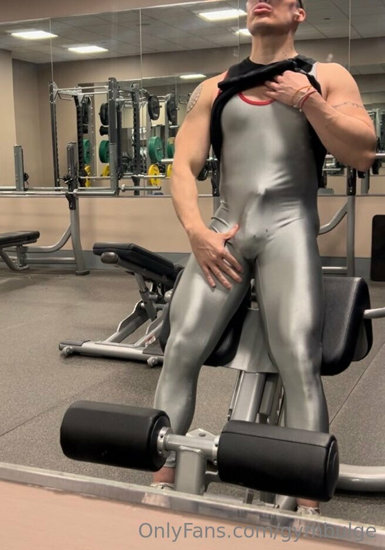 386  Beefy hunk Wiccan gymbulge gym.bulge OnlyFans porn