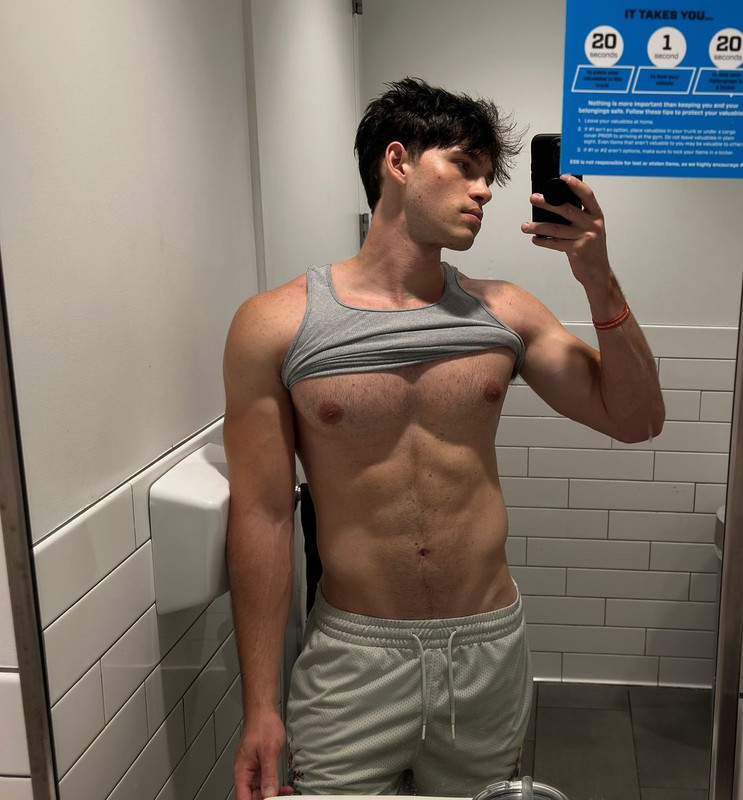 406 GAY MUSCLE FAGGOT CUMSLUT WHORE Chase Stobbe cmschse Onlyfans porn LEAKED