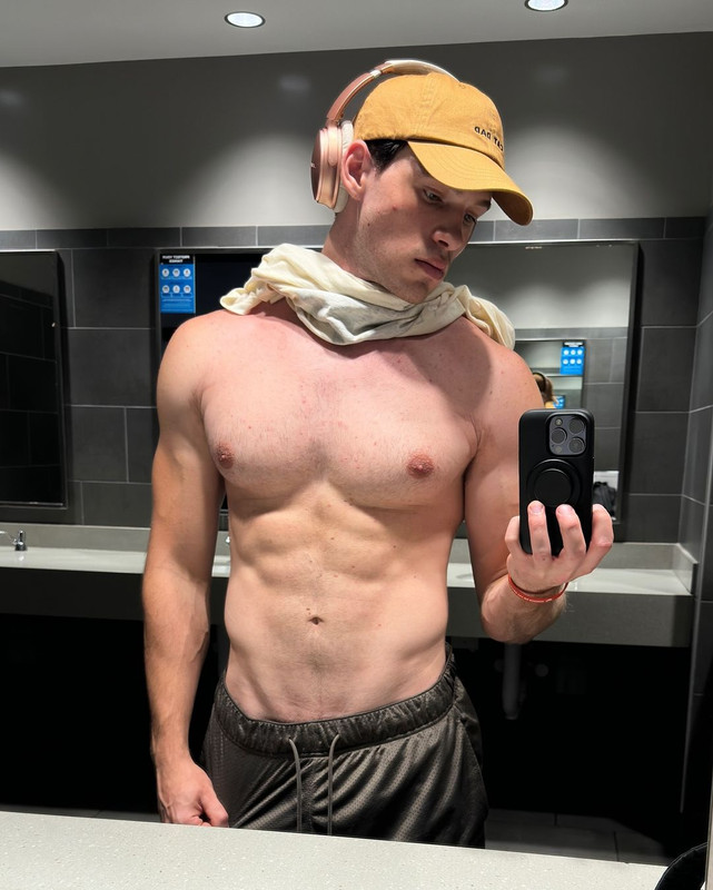 410 GAY MUSCLE FAGGOT CUMSLUT WHORE Chase Stobbe cmschse Onlyfans porn LEAKED