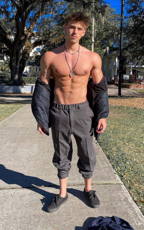 426 GAY MUSCLE FAGGOT CUMSLUT WHORE Chase Stobbe cmschse Onlyfans porn LEAKED
