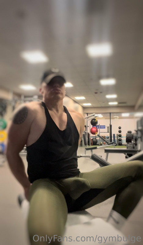 428 Beefy hunk Wiccan gymbulge gym.bulge OnlyFans porn