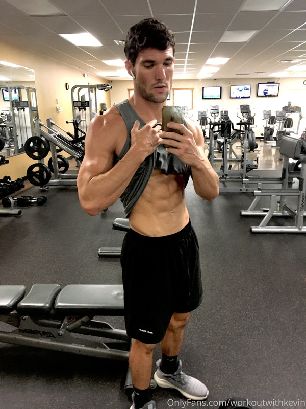 44 Youtube Star Kevin Cook workoutwithkevin Onlyfans porn leaked