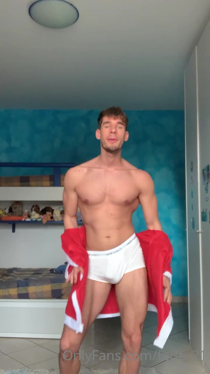 440 Italian muscle hunk Federico fede_21 onlyfans wank off porn