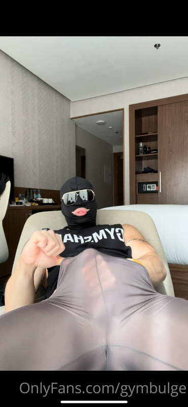 452 Beefy hunk Wiccan gymbulge gym.bulge OnlyFans porn