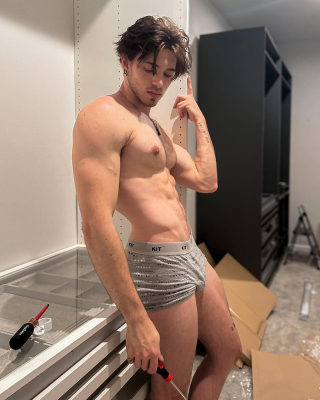 46 GAY MUSCLE FAGGOT CUMSLUT WHORE Chase Stobbe cmschse Onlyfans porn LEAKED