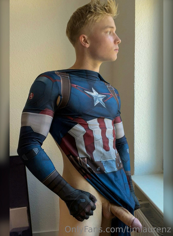 47 Cutie Sexy muscle blond Tiktoker Tim Laurenz timlaurenz OnlyFans porn