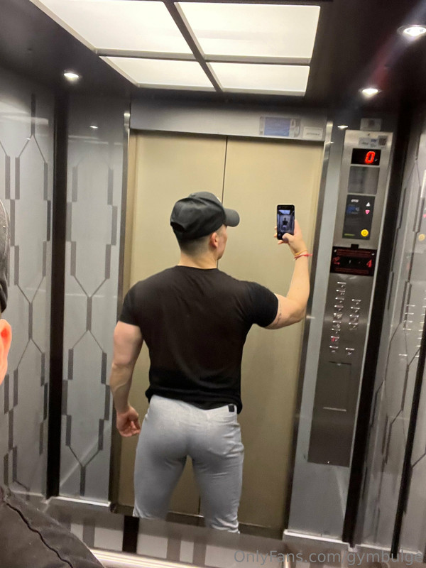 470 Beefy hunk Wiccan gymbulge gym.bulge OnlyFans porn