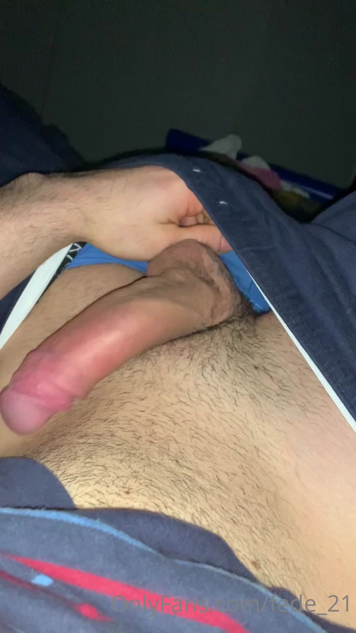 476 Italian muscle hunk Federico fede_21 onlyfans wank off porn
