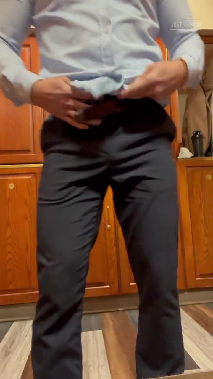 546 Beefy hunk Wiccan gymbulge gym.bulge OnlyFans porn