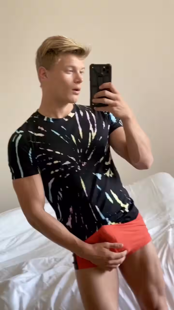 550 Sexy Young Jock Leo Stuke xleox onlyfans porn