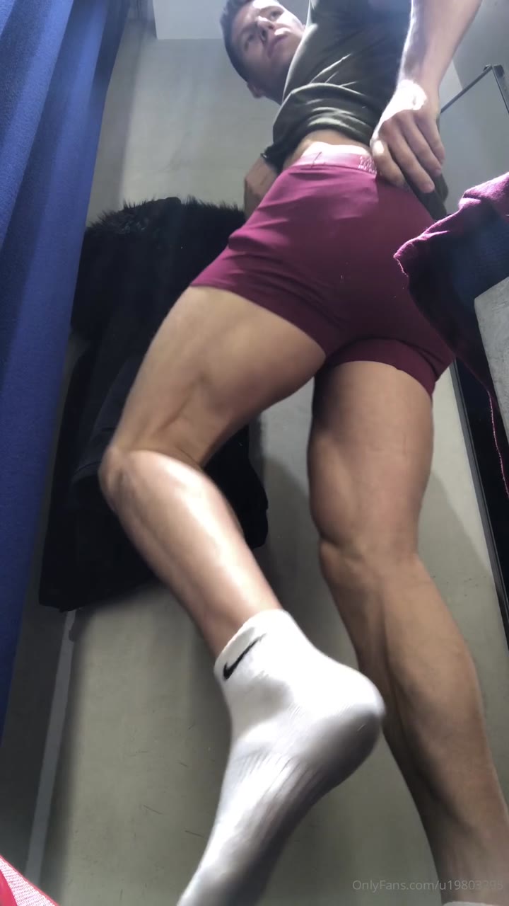562 Czech gay pornstar Niko Vangelis nikovangelis onlyfans porn