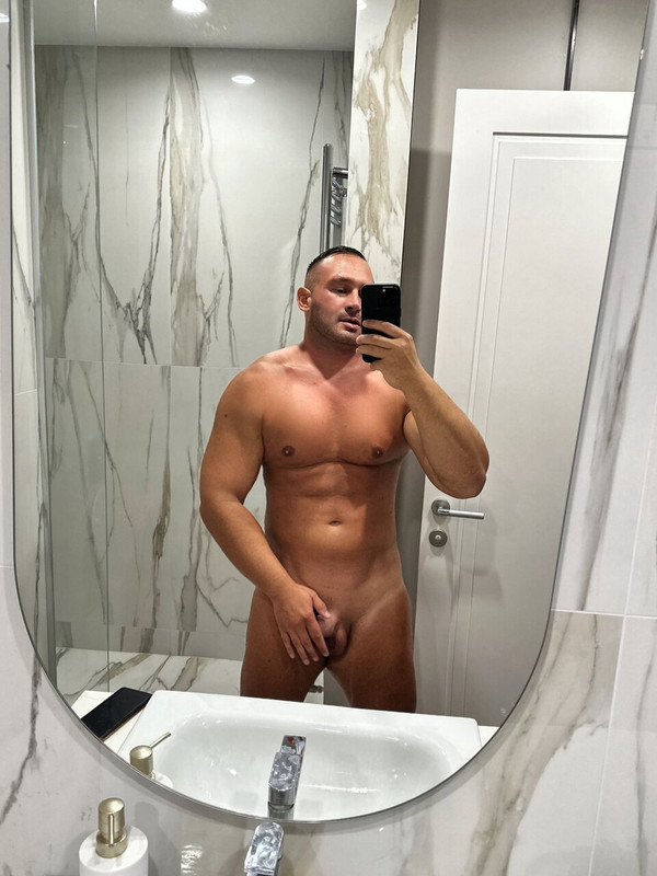 58 Serbian daddy Vladimir Ivanović   vladimir_35 onlyfans leaked