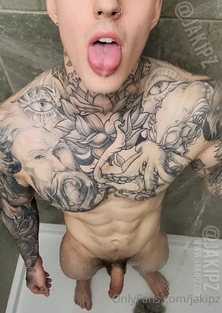 595  humongous cock tiktoker  Jakipz Jake Andrich Onlyfans