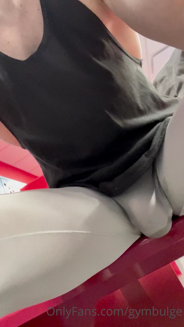 6  sexy hunk Wiccan gymbulge gym.bulge OnlyFans porn